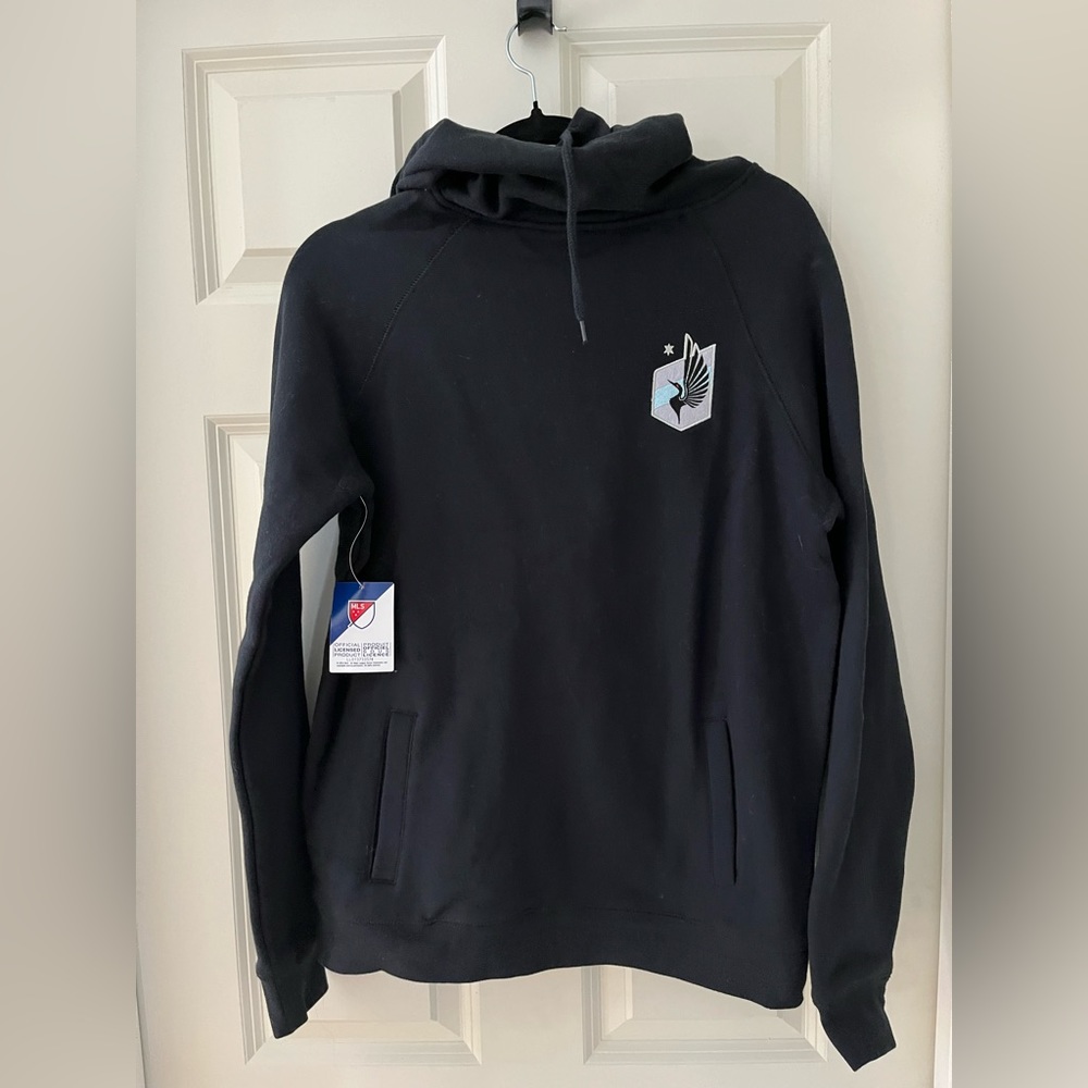 NWT Mitchell and Ness official MLS Minnesota United funnel neck hoodie soccer M